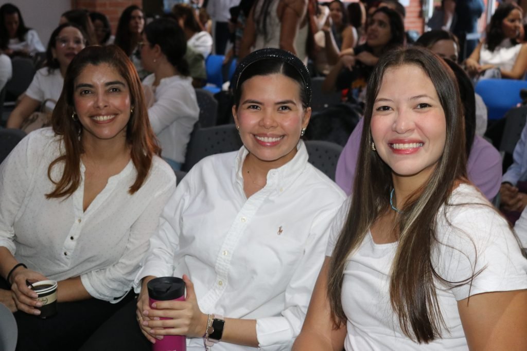 Welcome to our AIS team!