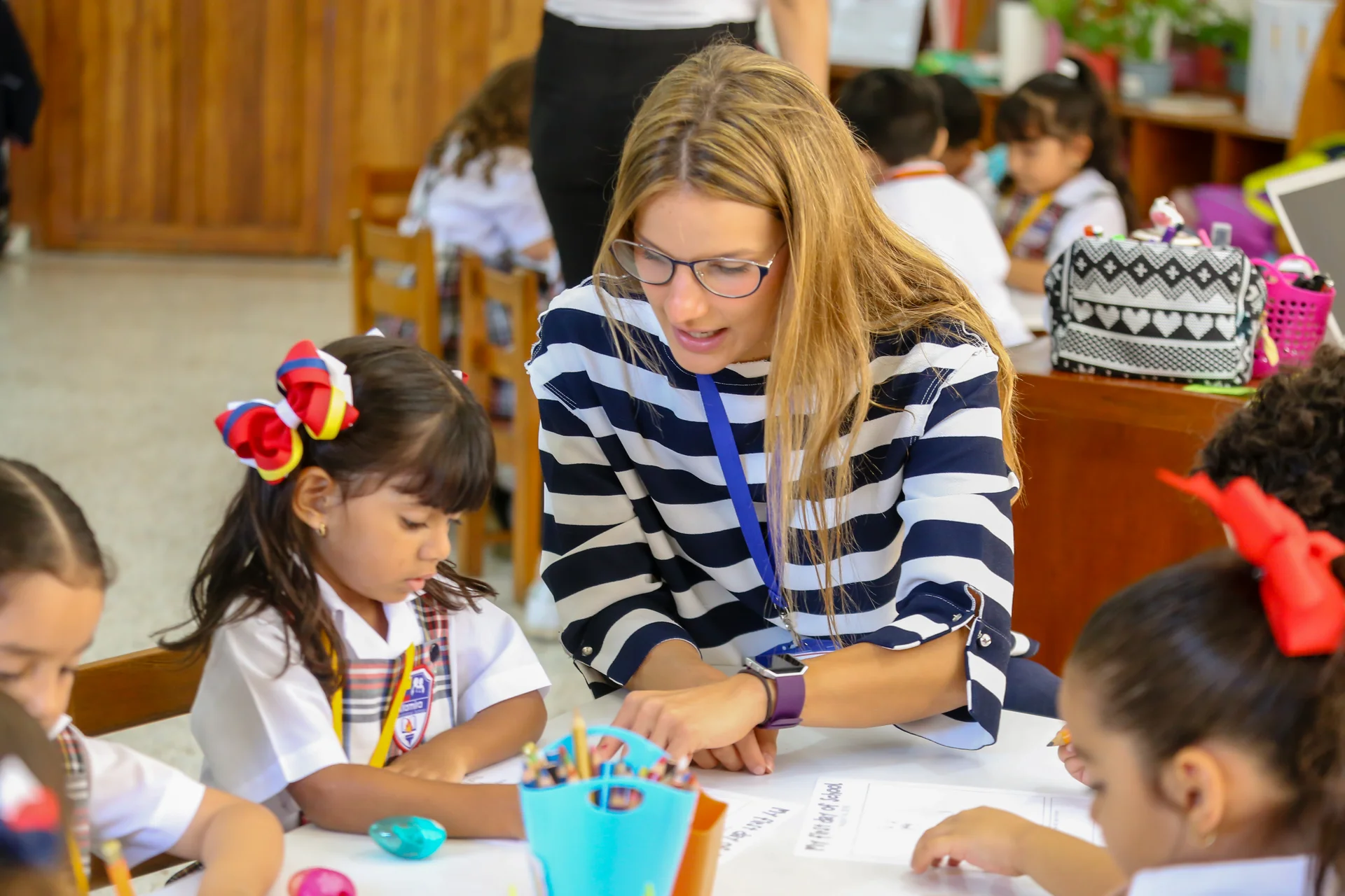 “Nadie dijo que ser padre es una tarea fácil, así como tampoco existe un manual para educar a los niños de hoy en día”