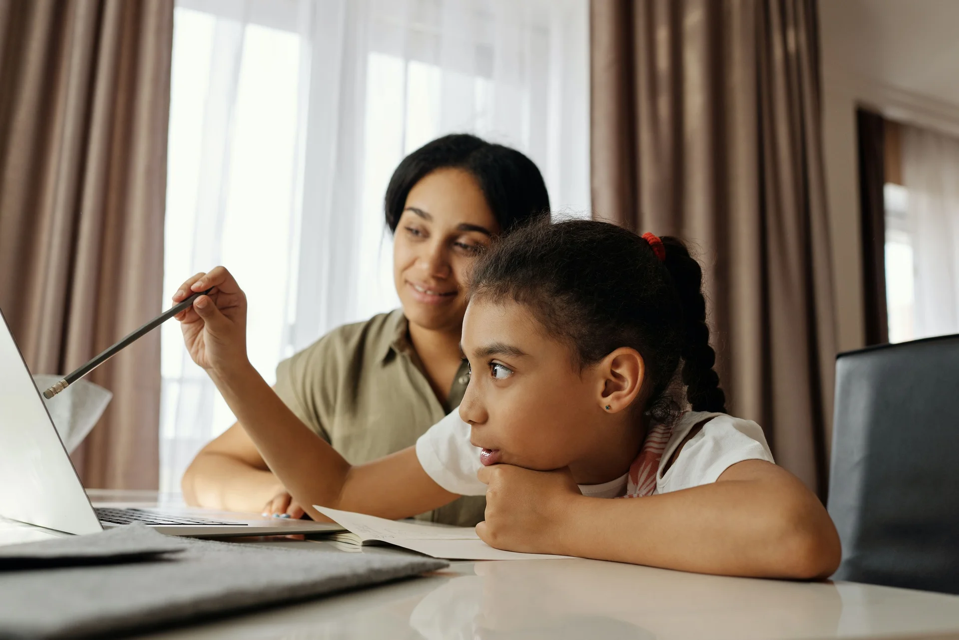 How to successfully end the most critical month of the school year: August? And more in times of pandemic and virtual teaching.