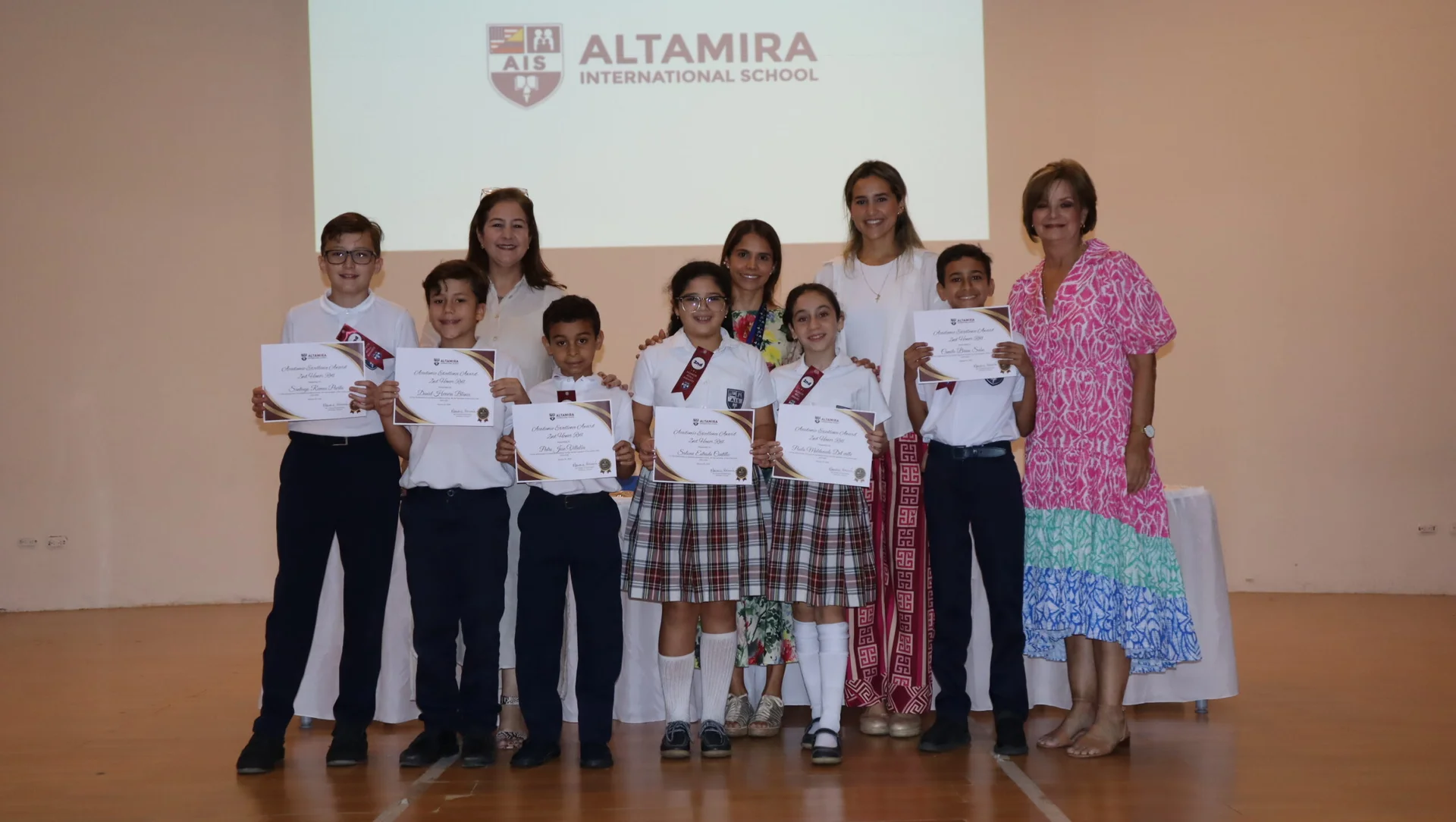 Elementary Honor Roll Ceremony - photograph 2
